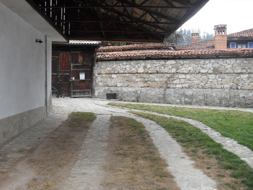 Guest House Terziiski Koprivștița Exterior foto