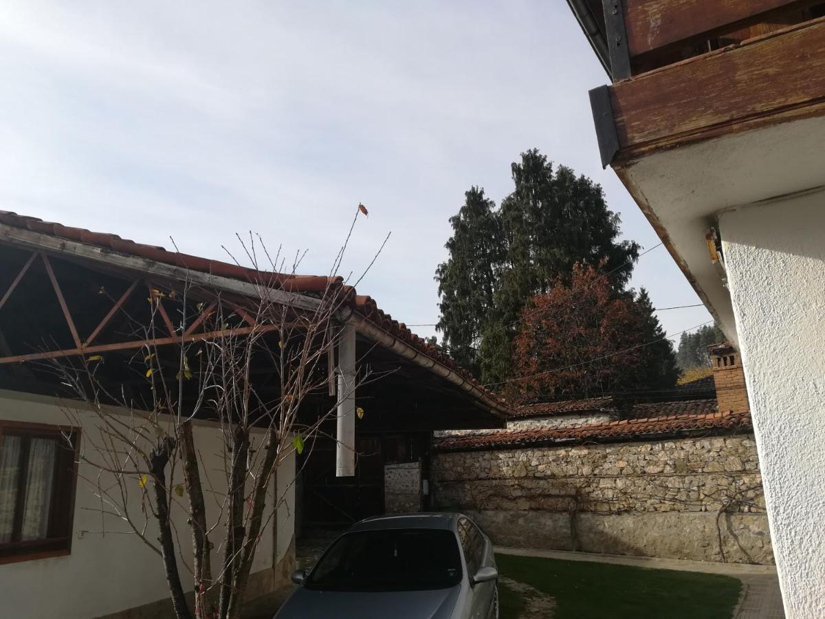 Guest House Terziiski Koprivștița Exterior foto