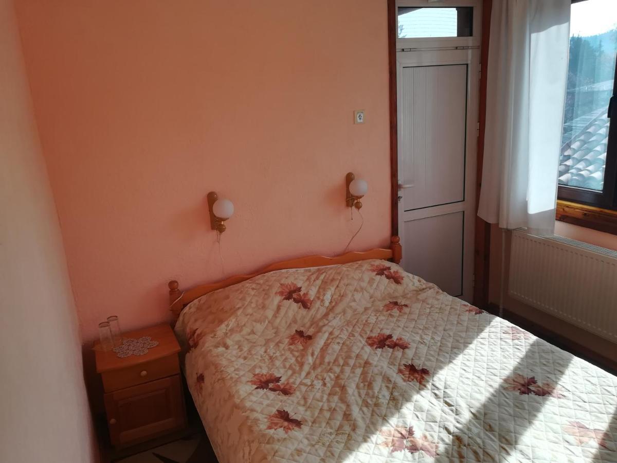 Guest House Terziiski Koprivștița Exterior foto