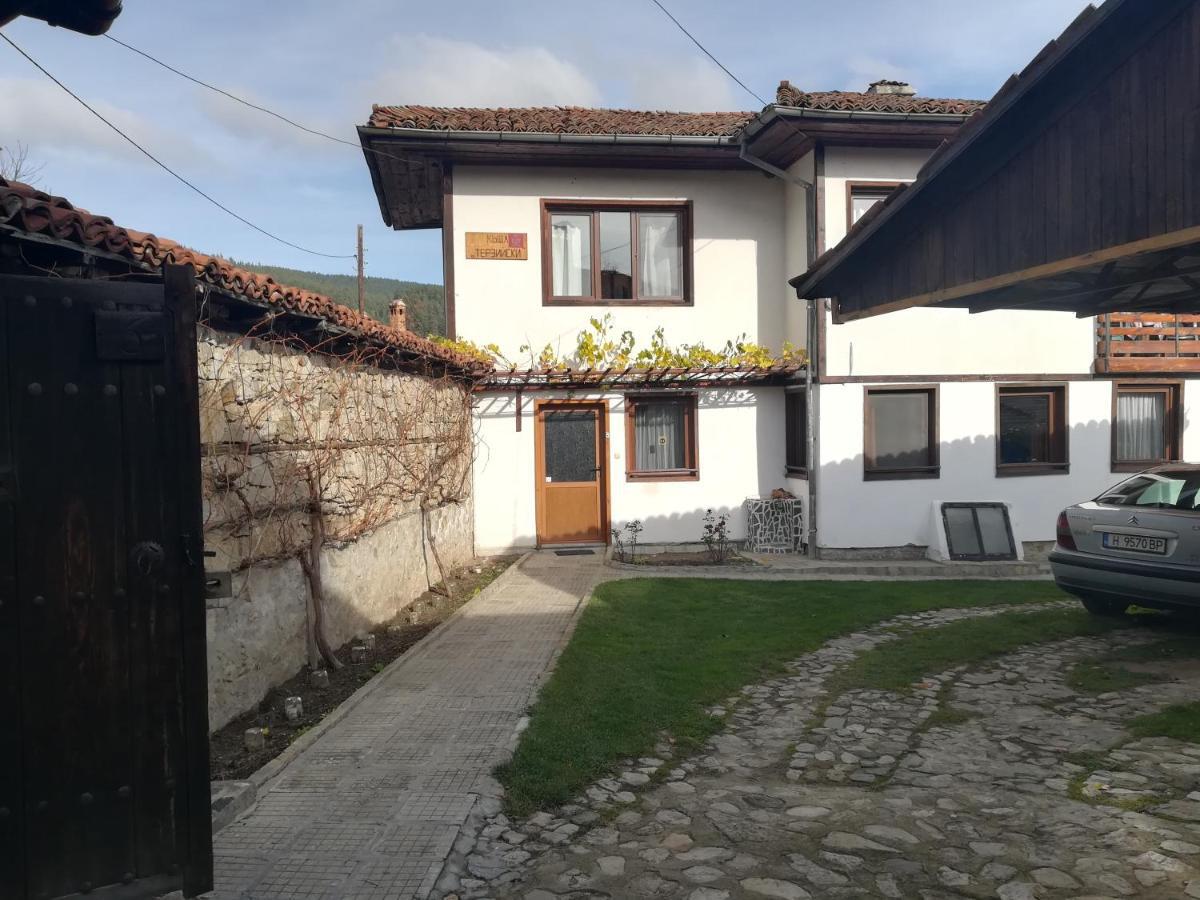 Guest House Terziiski Koprivștița Exterior foto